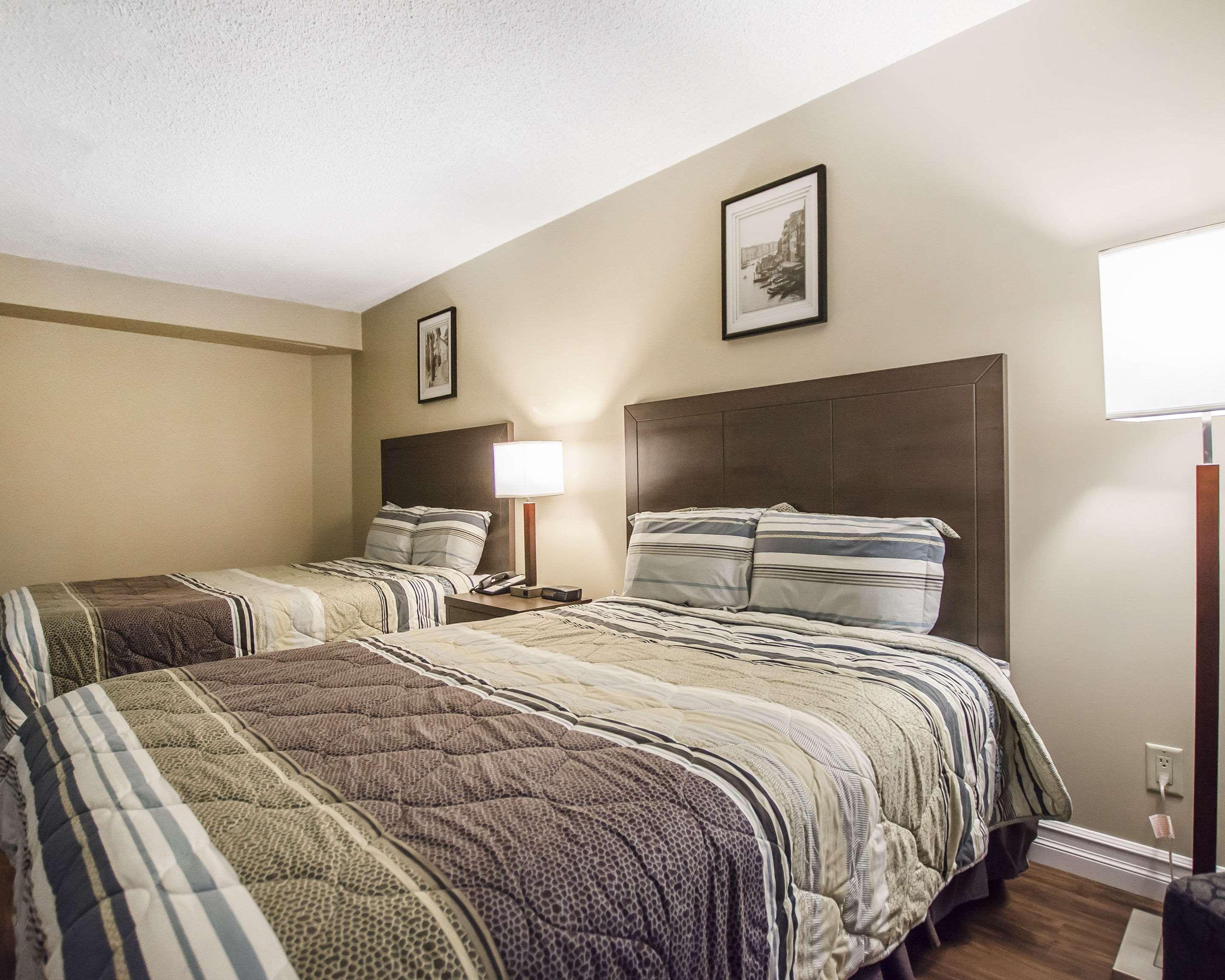 Econo Lodge Miramichi Exterior photo